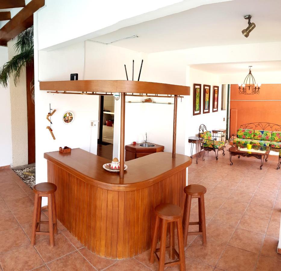 Lili'S Hostel Santa Cruz de La Sierra Luaran gambar